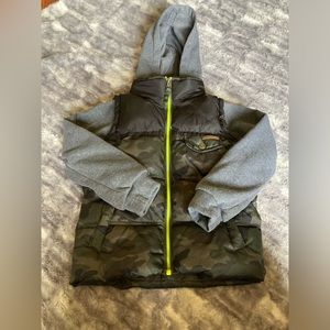 I-extreme, size 5 camo and gray, hooded sweatshirt and puffer material jacket